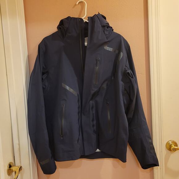 Descente dark blue zipped lightweight hooded rain jacket Size L Japan New no tag - Picture 1 of 15